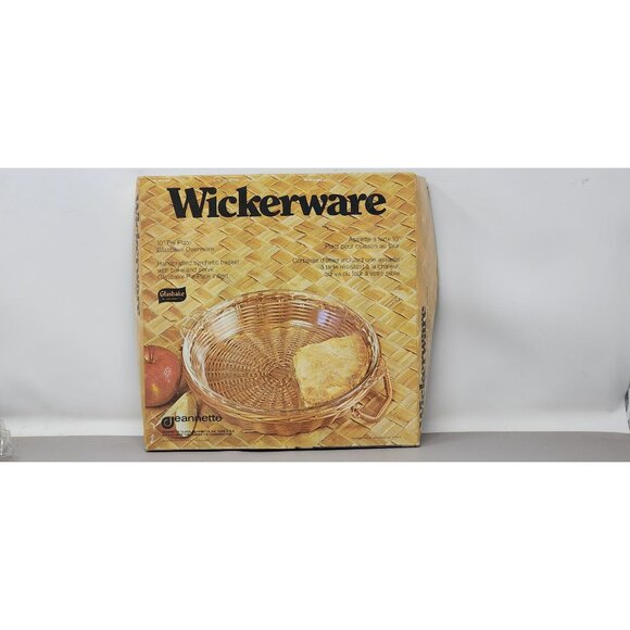 Jeanette Wickerware 11" Pie Plate Baker Glass &‎ Synthetic Basket Ovenware - Picture 1 of 13